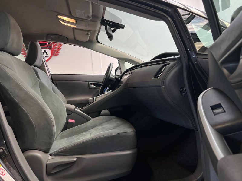 TOYOTA PRIUS 1.8 HYBRIDES 99CH