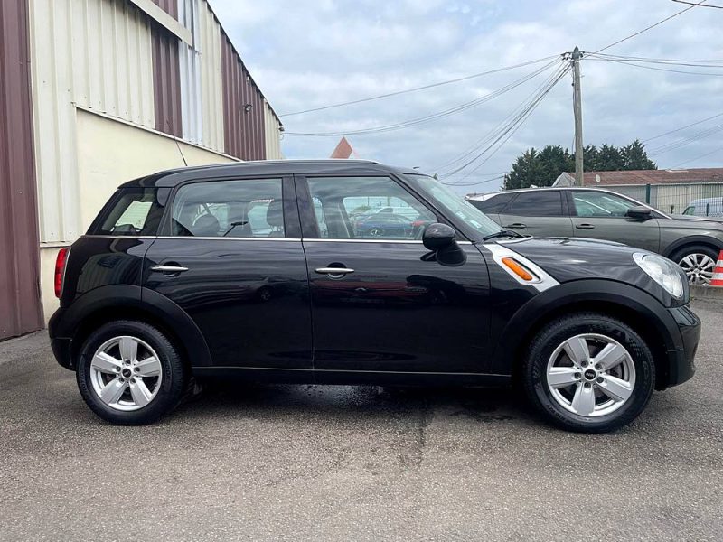 MINI COUNTRYMAN 2015 2 R60 2.0D - 16V COOPER D BOITE AUTO