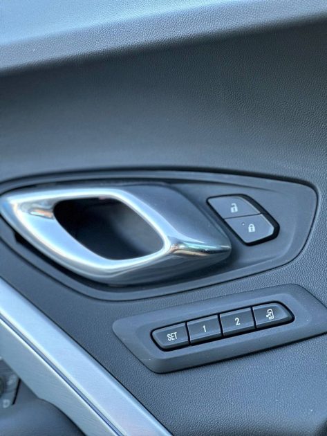 CHEVROLET CAMARO v8 6.2L 453cv 2019