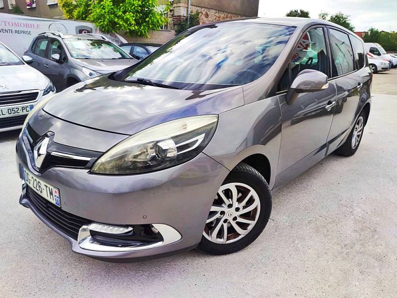 RENAULT GRAND SCENIC III Zen EDC 7 pl dCi 110 