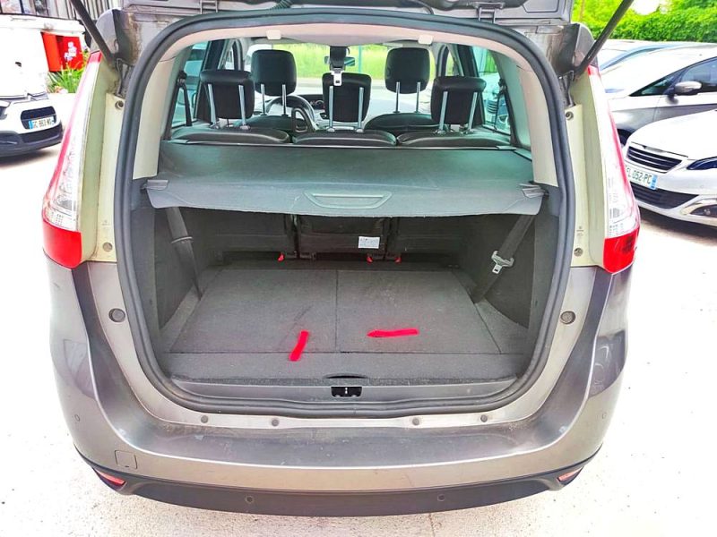 RENAULT GRAND SCENIC III Zen EDC 7 pl dCi 110 