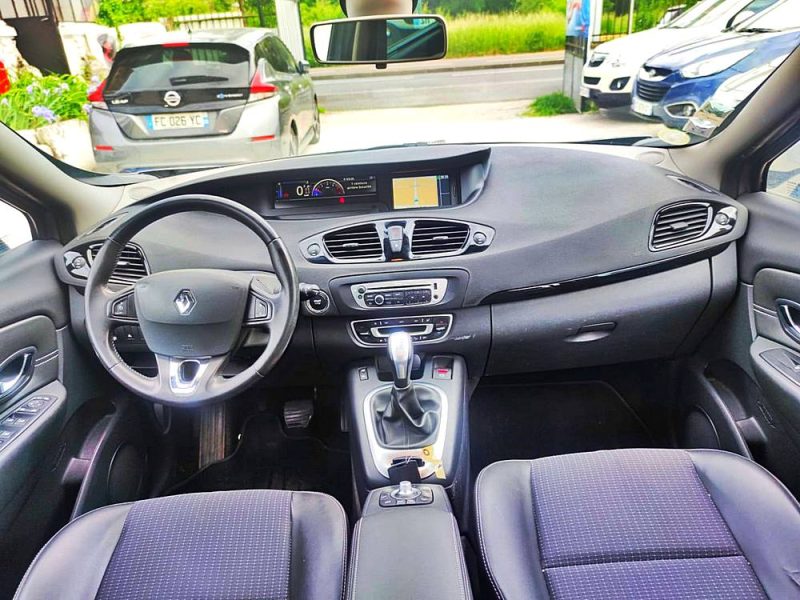 RENAULT GRAND SCENIC III Zen EDC 7 pl dCi 110 