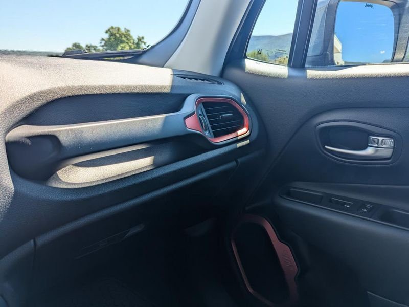 Jeep Renegade 1.3 Turbo T4 - 240 BVA 4xe eAWD Trailhawk