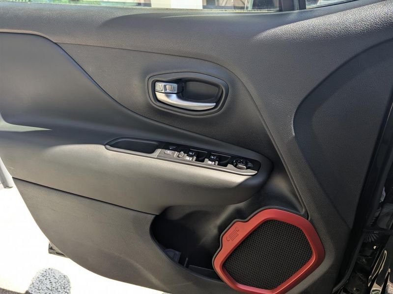 Jeep Renegade 1.3 Turbo T4 - 240 BVA 4xe eAWD Trailhawk