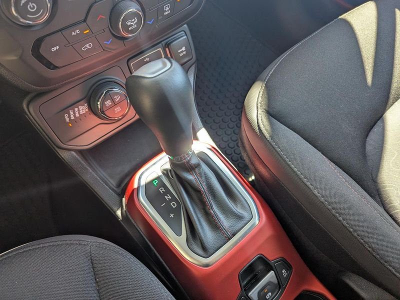 Jeep Renegade 1.3 Turbo T4 - 240 BVA 4xe eAWD Trailhawk