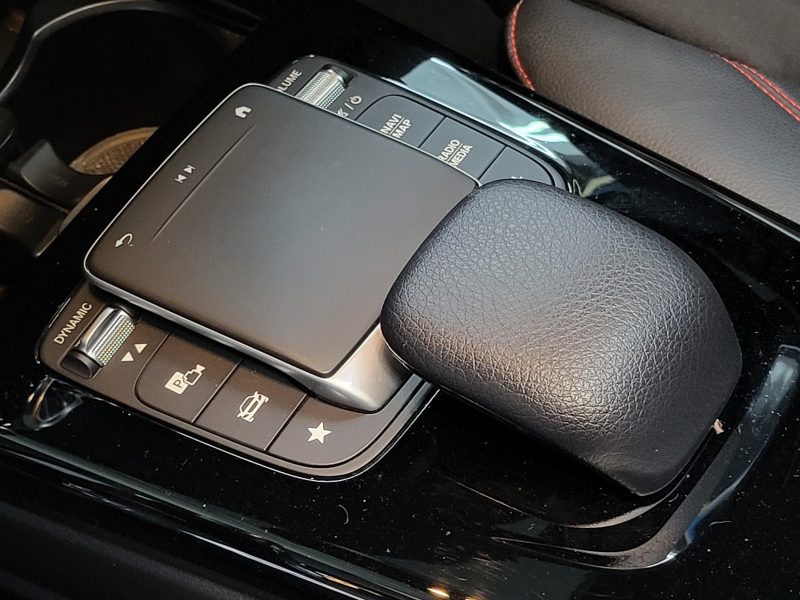 MERCEDES-BENZ CLA (W118) 200d 150cv AMG Line 8G-DCT