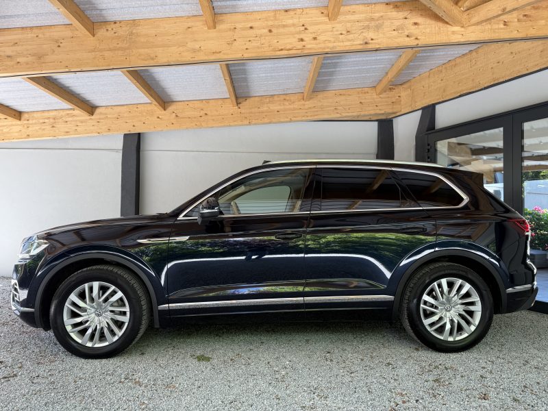 VOLKSWAGEN TOUAREG 2019