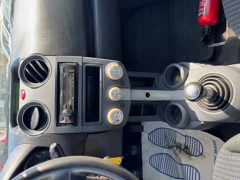 MITSUBISHI  COLT  2009