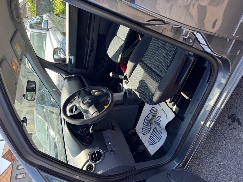 MITSUBISHI  COLT  2009