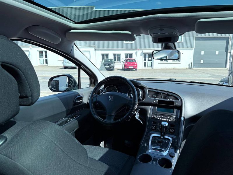 PEUGEOT 3008 2010