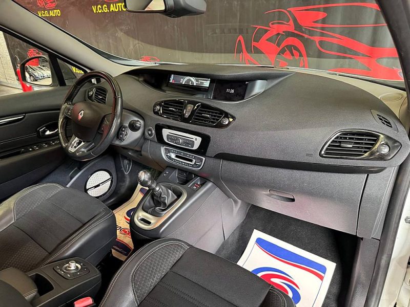 RENAULT SCENIC III 1.2 TCe 130CH ENERGY BOSE EDITION