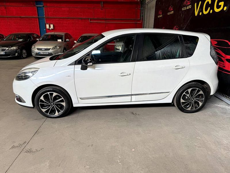 RENAULT SCENIC III 1.2 TCe 130CH ENERGY BOSE EDITION
