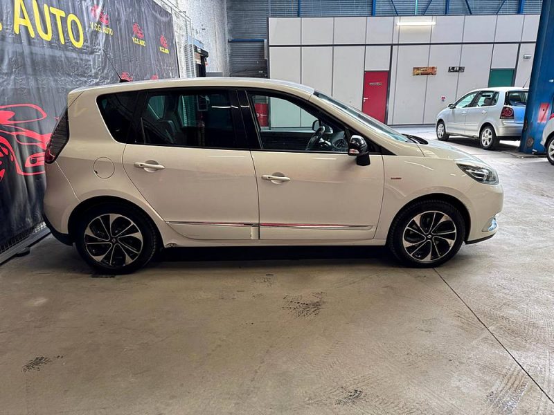 RENAULT SCENIC III 1.2 TCe 130CH ENERGY BOSE EDITION