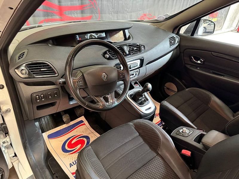 RENAULT SCENIC III 1.2 TCe 130CH ENERGY BOSE EDITION