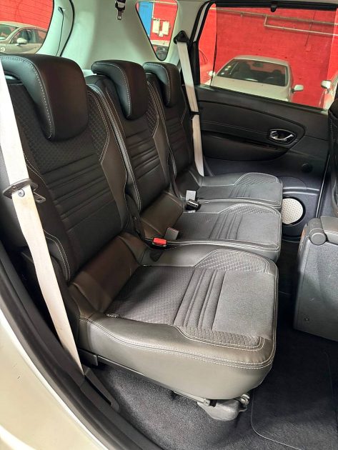 RENAULT SCENIC III 1.2 TCe 130CH ENERGY BOSE EDITION