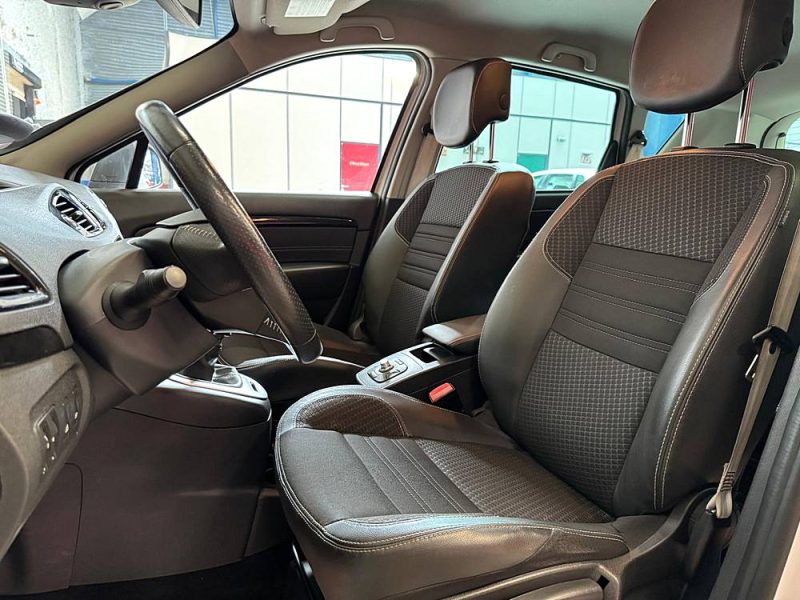 RENAULT SCENIC III 1.2 TCe 130CH ENERGY BOSE EDITION