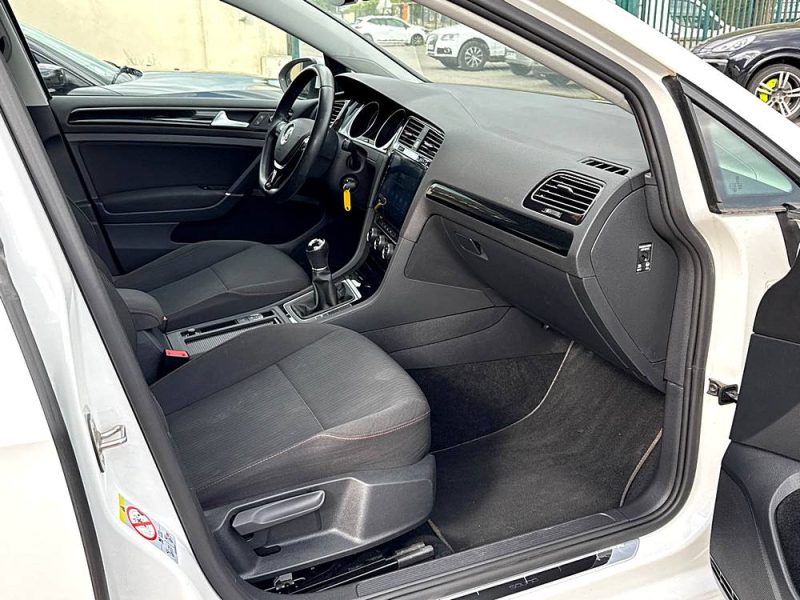 VOLKSWAGEN GOLF 2018