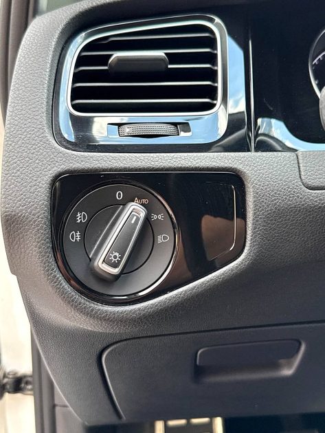 VOLKSWAGEN GOLF 2018