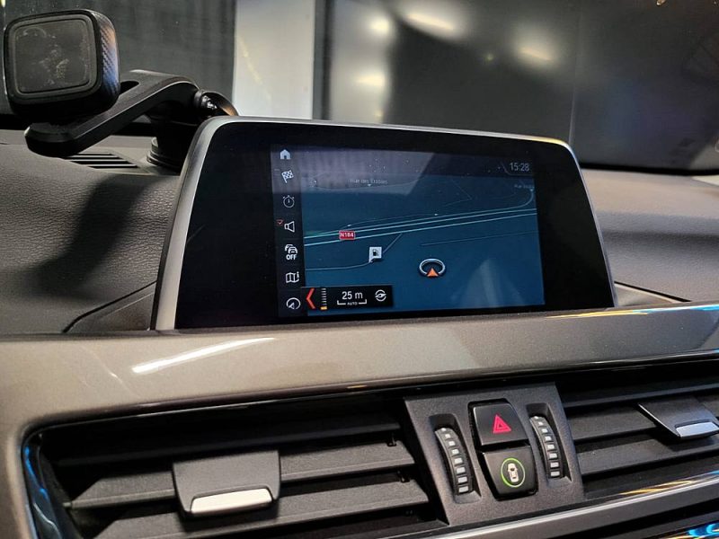 BMW X1 18i sDrive 140cv X LINE / SUIVI BMW / TOIT OUVRANT / CAMERA DE RECUL / HAYON ELECTRIQUE / 2EM