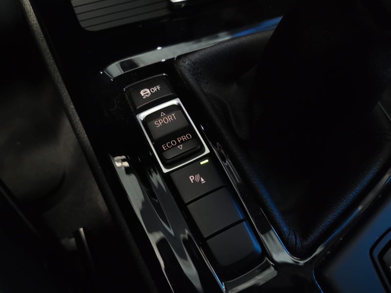 BMW X1 18i sDrive 140cv X LINE / SUIVI BMW / TOIT OUVRANT / CAMERA DE RECUL / HAYON ELECTRIQUE / 2EM