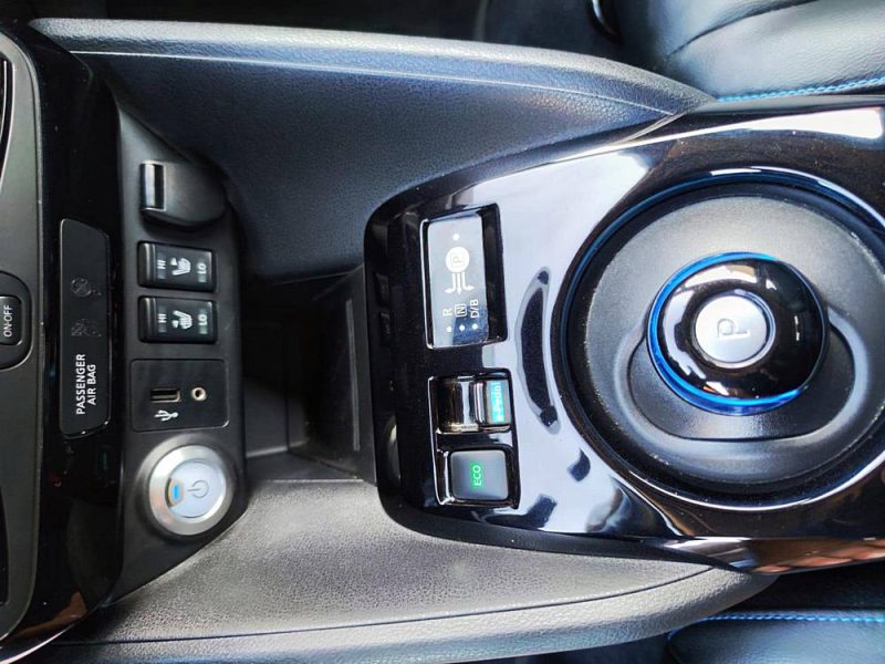 NISSAN LEAF N-Connecta Electrique 40kWh