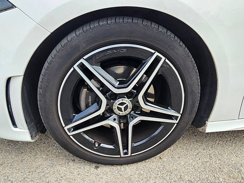 MERCEDES BENZ CLASSE A IV 180 D AMG LINE 7G-DCT