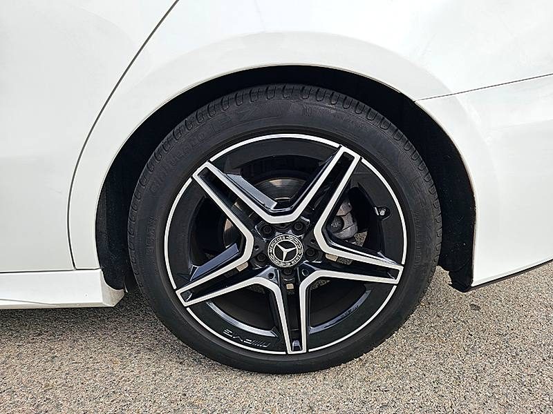 MERCEDES BENZ CLASSE A IV 180 D AMG LINE 7G-DCT