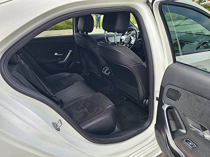 MERCEDES BENZ CLASSE A IV 180 D AMG LINE 7G-DCT