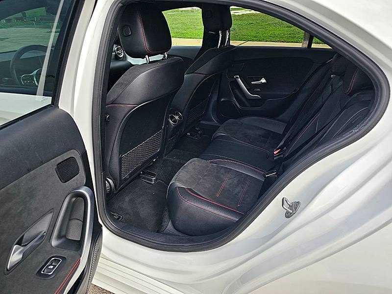 MERCEDES BENZ CLASSE A IV 180 D AMG LINE 7G-DCT