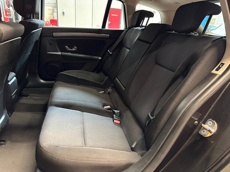 RENAULT LAGUNA ESTATE 1.5 DCI 110 Expression 