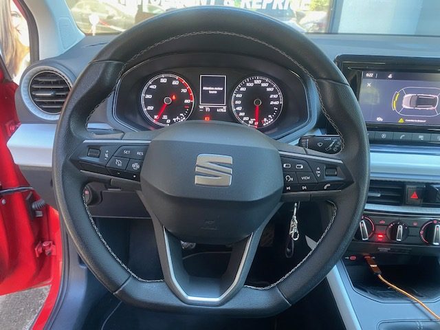 SEAT ARONA 2023 95ch essence 