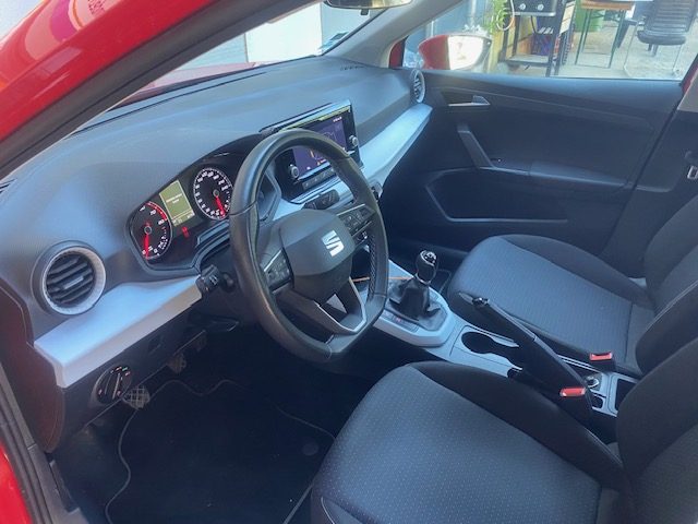 SEAT ARONA 2023 95ch essence 