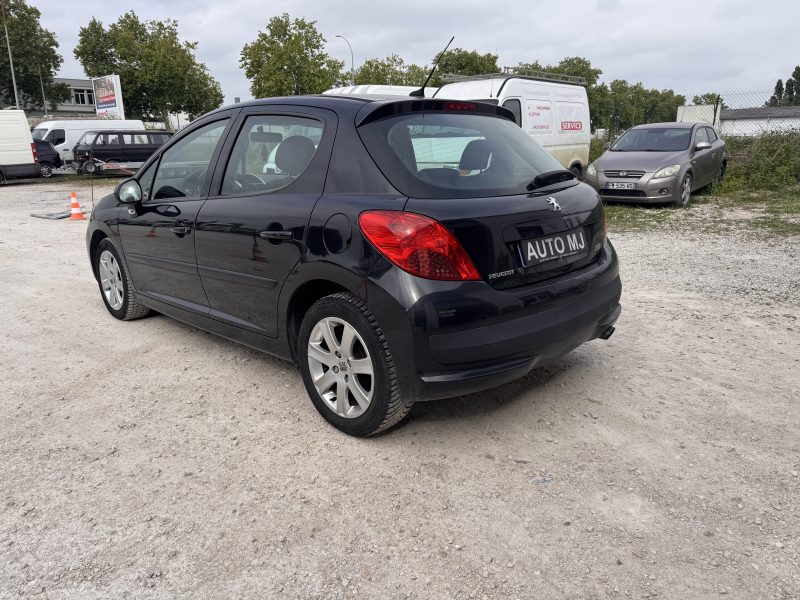 PEUGEOT 207  1,6 HDI 168859KM.   2008