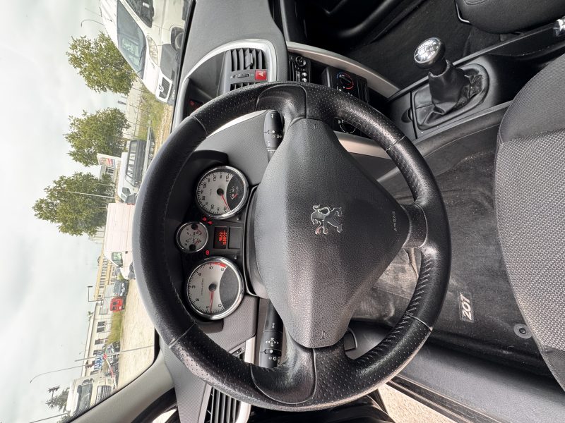 PEUGEOT 207  1,6 HDI 168859KM.   2008