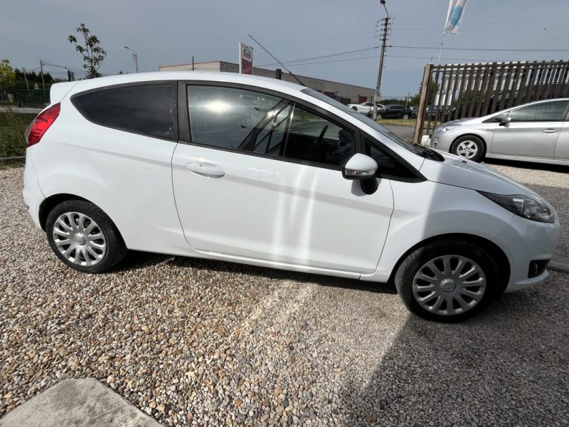 FORD FIESTA 1.25i 60ch Trend 3 Portes 08/2015