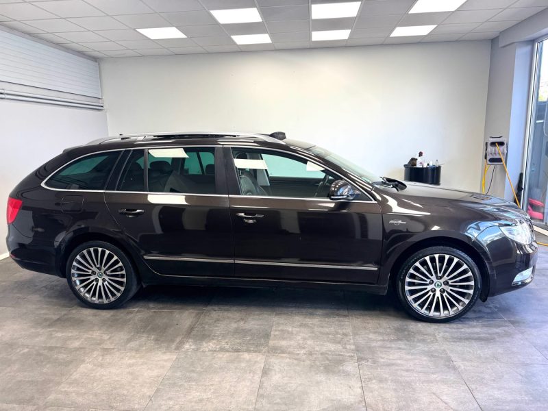 SKODA SUPERB COMBI 2012