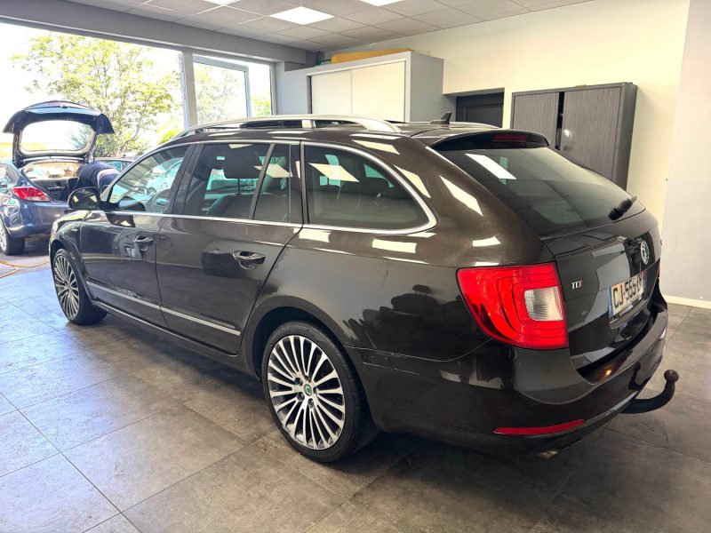 SKODA SUPERB COMBI 2012