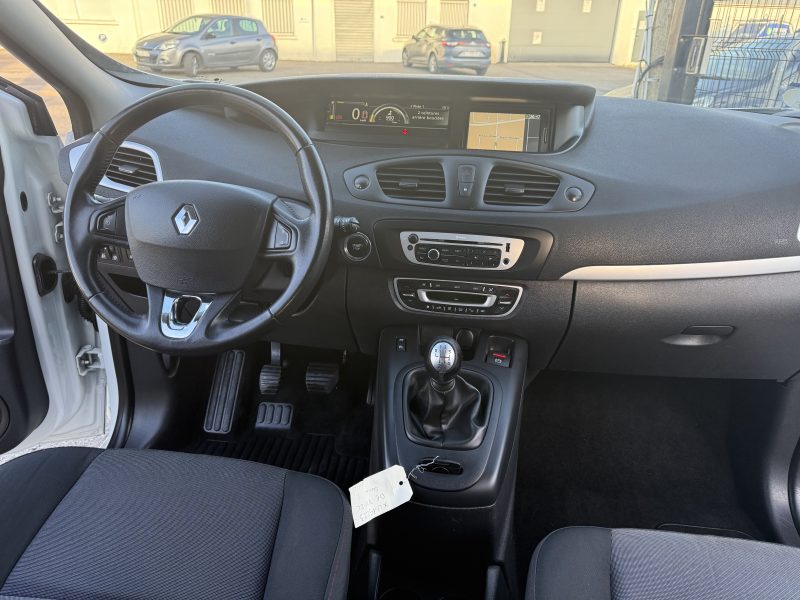 RENAULT SCENIC 2014