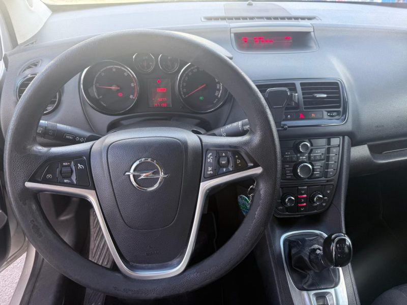 OPEL MERIVA 2011