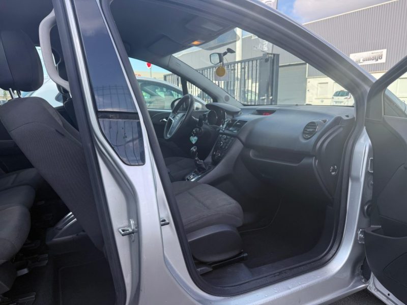 OPEL MERIVA 2011