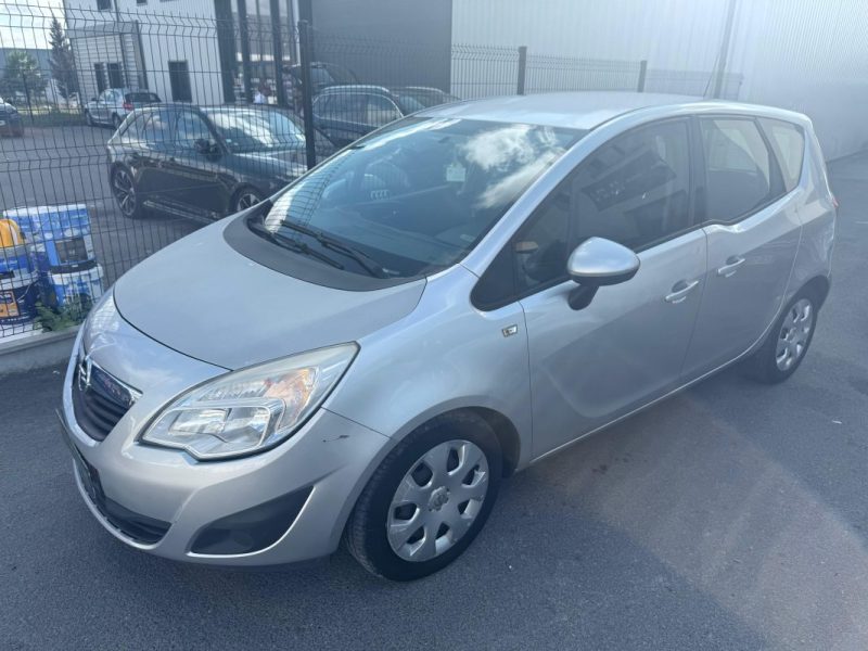OPEL MERIVA 2011