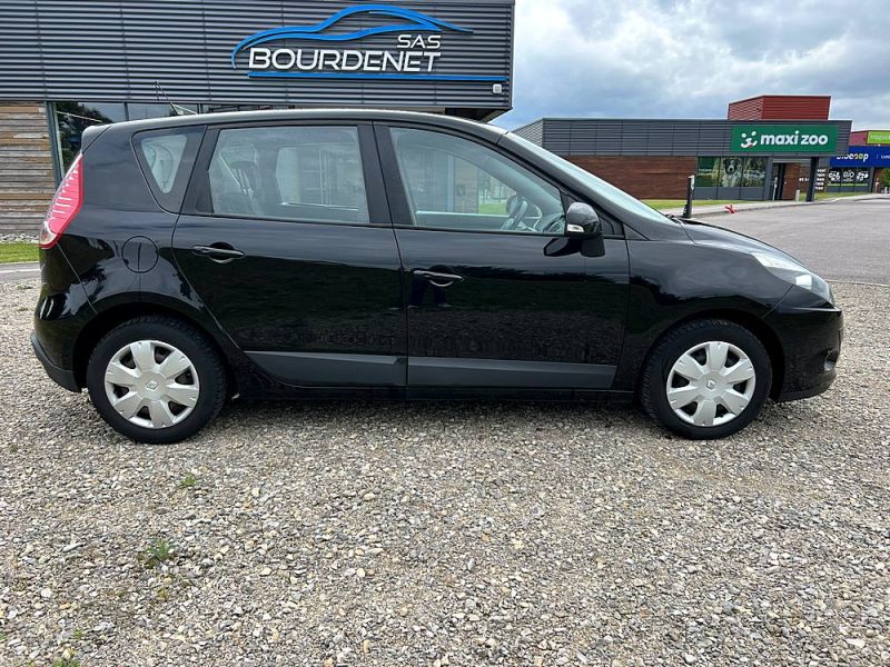 RENAULT SCENIC 1.5 dCi 95ch Authentique