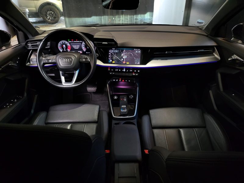 AUDI A3 SPORTBACK 30 TFSI 110CV MILD HYBRID / TOIT OUVRANT / SIEGES CHAUFFANTS / CAMERA RECUL / CARP