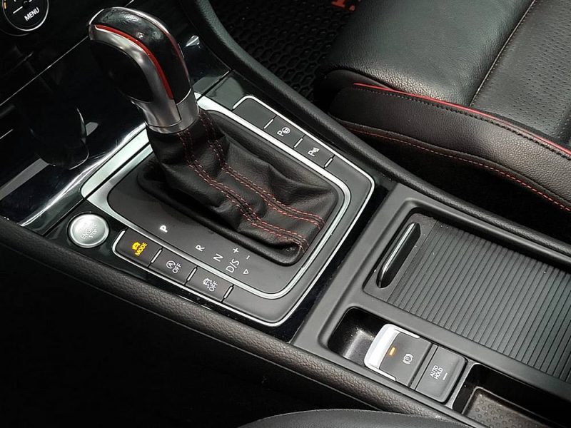 VOLKSWAGEN GOLF VII GTI TCR 2.0 TSI 290cv DSG7