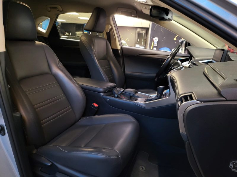 LEXUS NX 300H 2.5i 197cv PACK BUSINESS