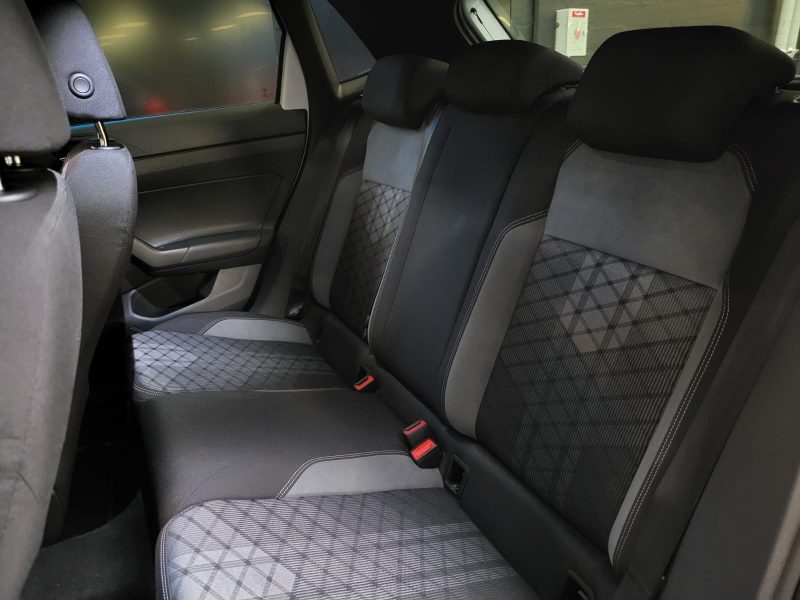 VOLKSWAGEN POLO 1.0 TSI 95CV DSG 7 R-LINE / IQ LIGHT + CAMERA + REGULATEUR ADAPTATIF /