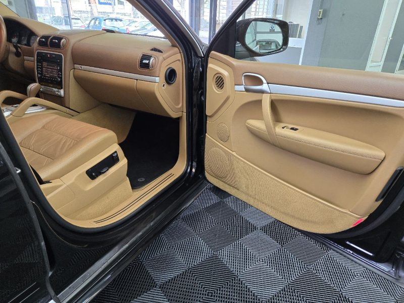 PORSCHE CAYENNE 2009