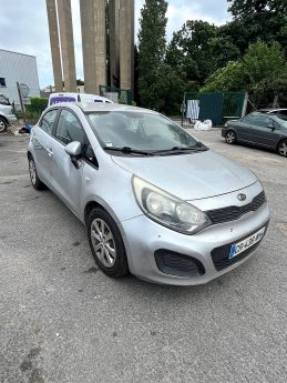 KIA RIO 3 2013