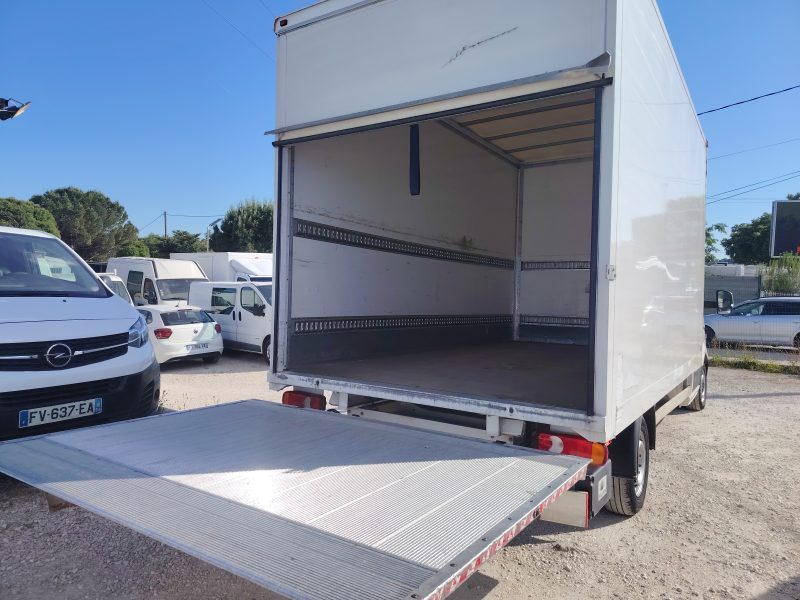 VOLKSWAGEN CRAFTER 2.0 tdi 140cv 20m3 avr hayon 2019