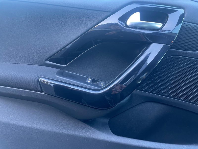 PEUGEOT 208 - 1.6 E-HDI FAP 92 - GARANTIE